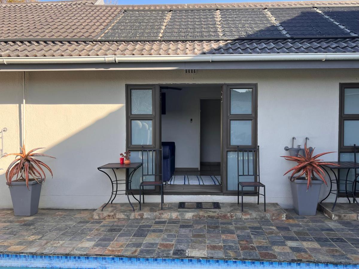 2 Op Terblanche Guesthouse Boksburg Exterior foto